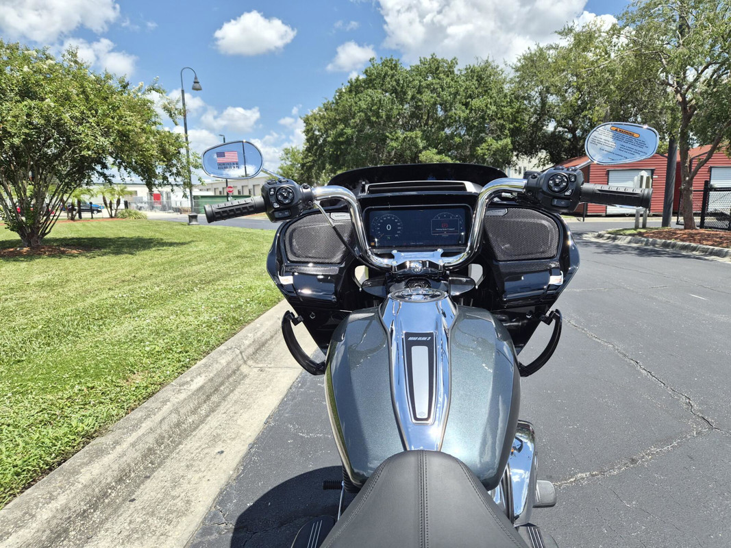 Road Glide® 3
