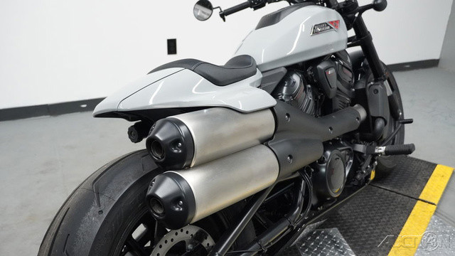 Sportster® S