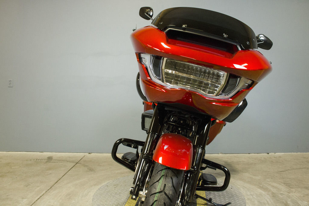 Road Glide®
