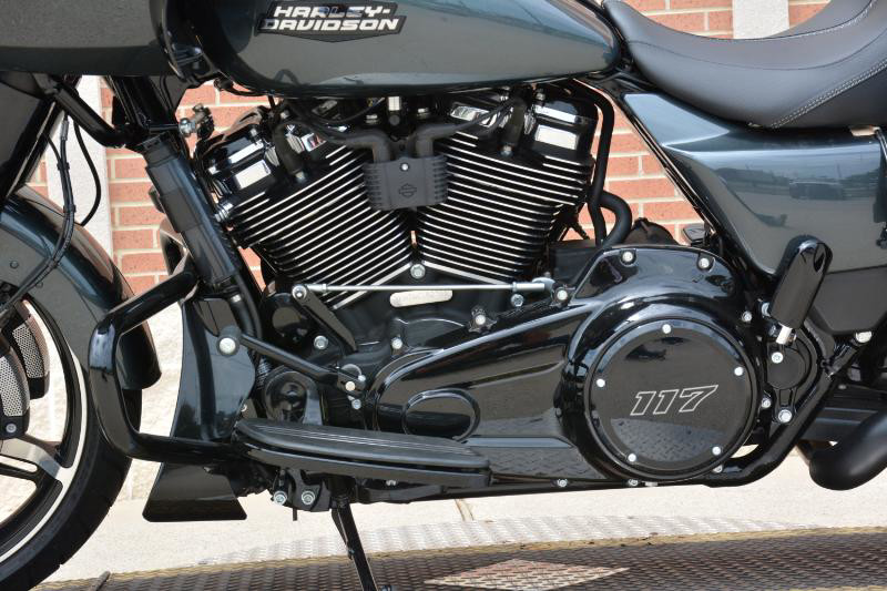Road Glide®