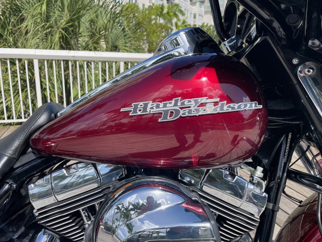 Street Glide® Special
