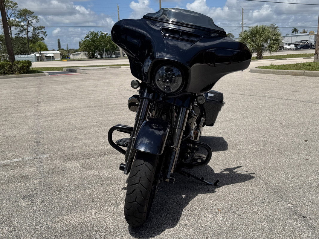 CVO® Street Glide®