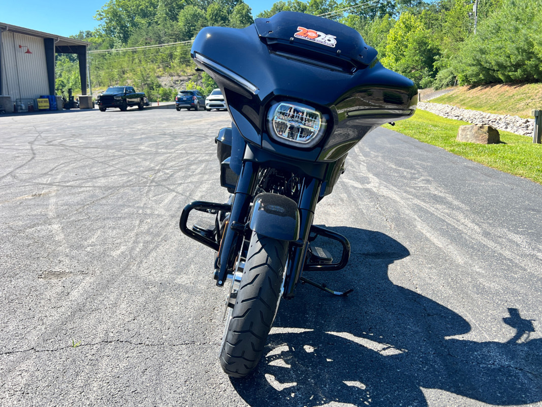 Street Glide®