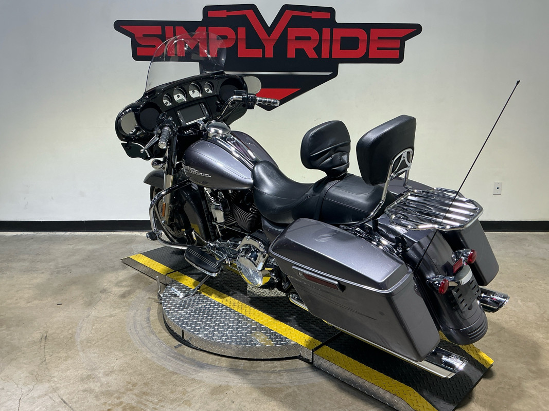 Street Glide® Special