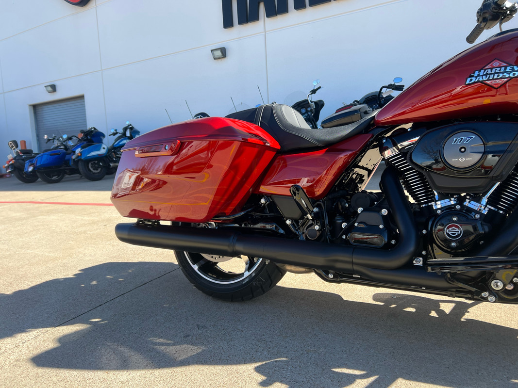 Road Glide®