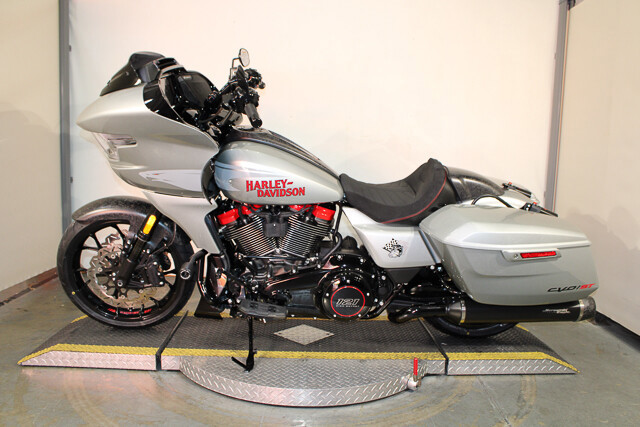 CVO® Road Glide® ST