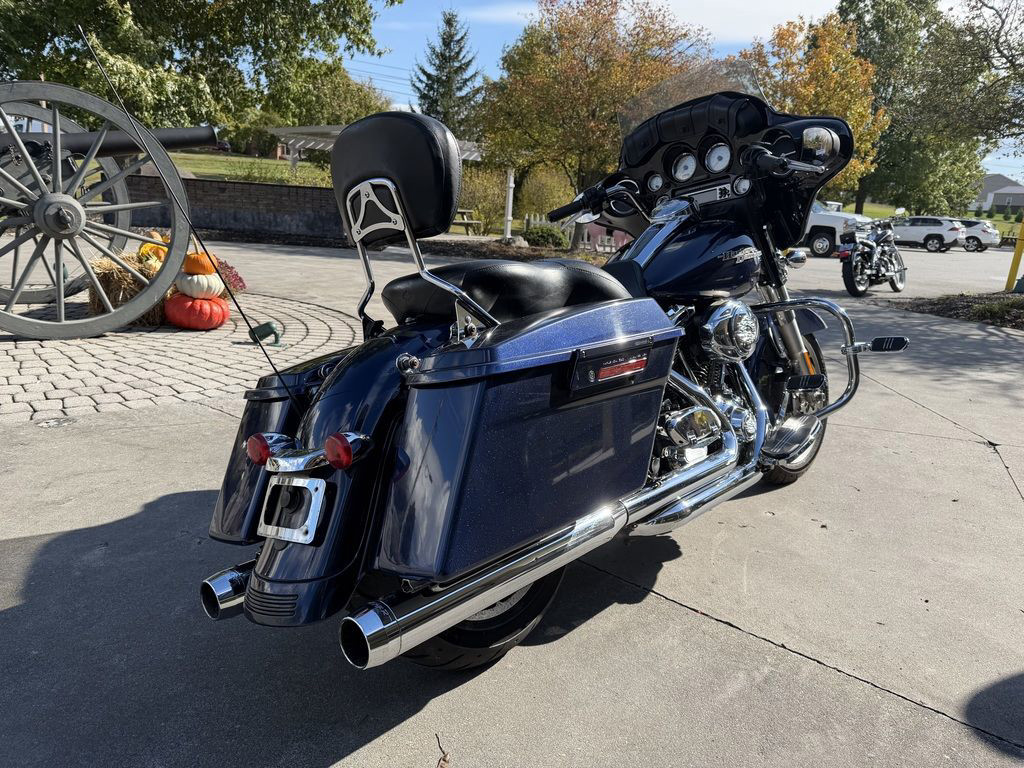 Street Glide®