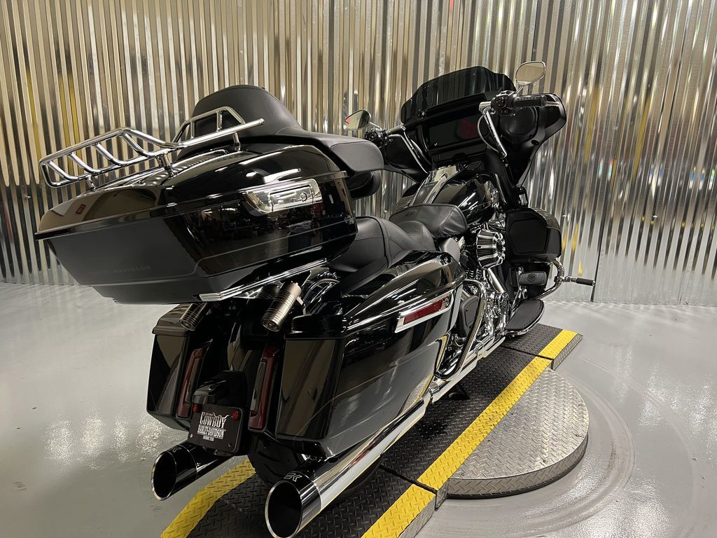 Street Glide® Ultra