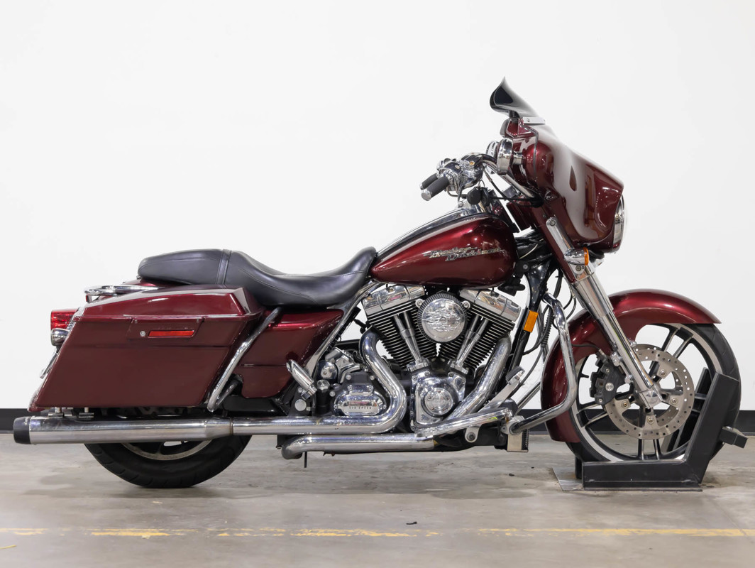 Street Glide®