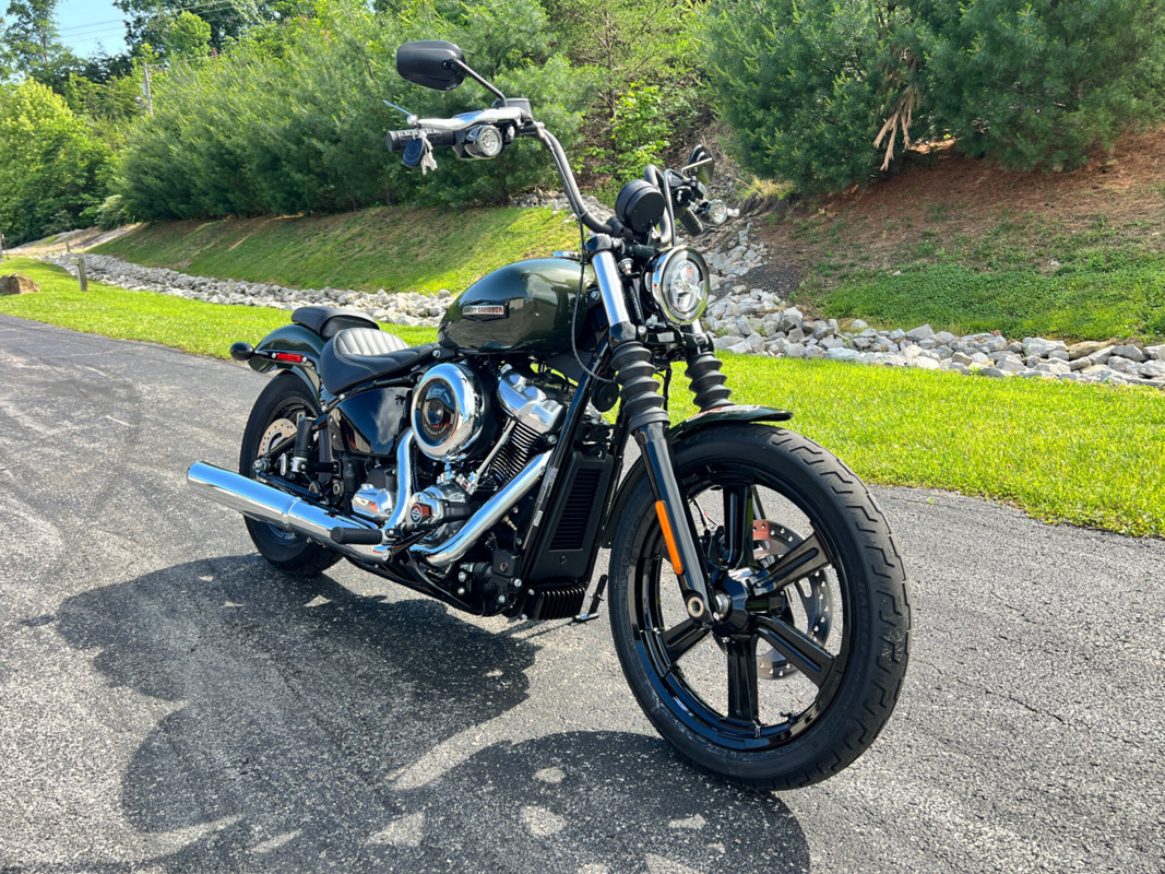 Street Bob®
