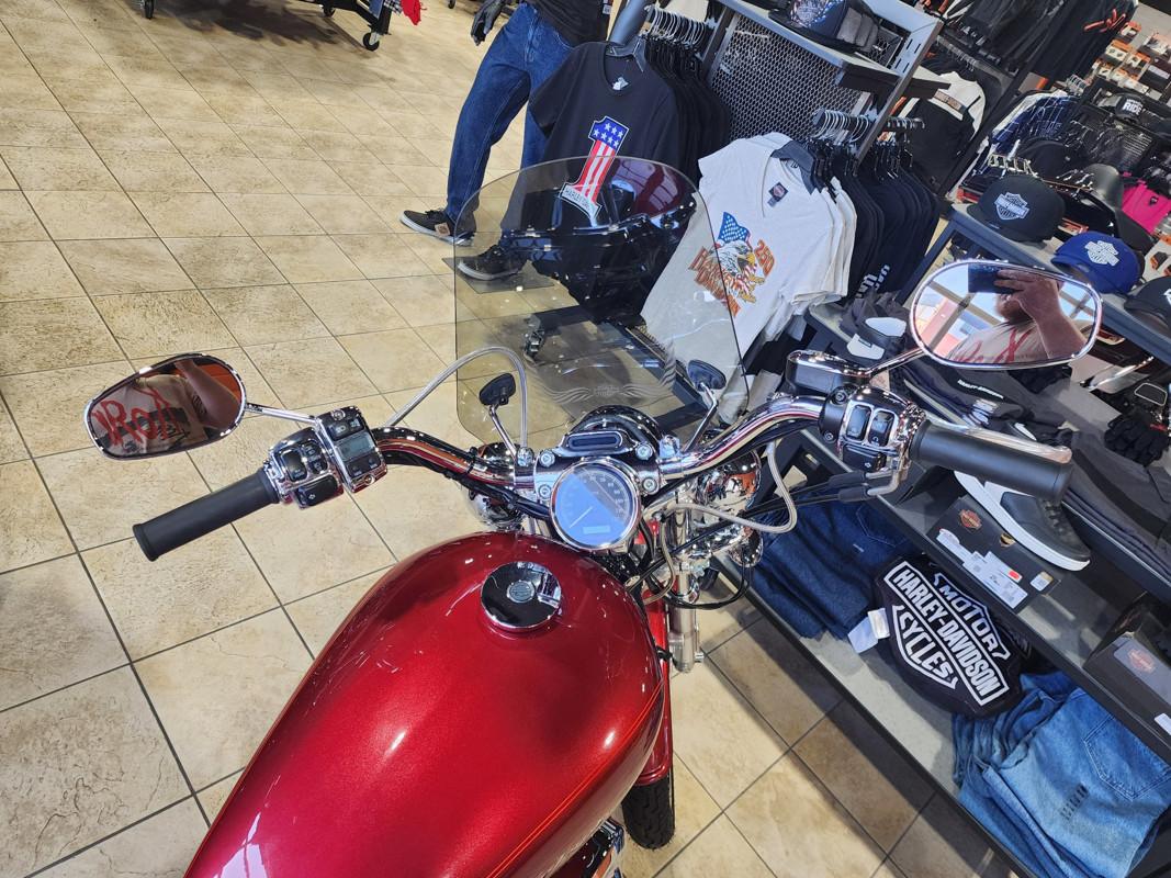 Sportster® 883 Custom