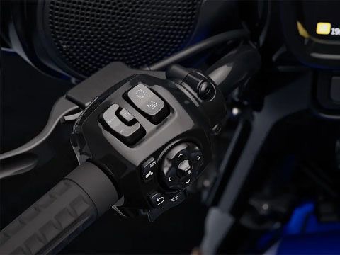 Street Glide®