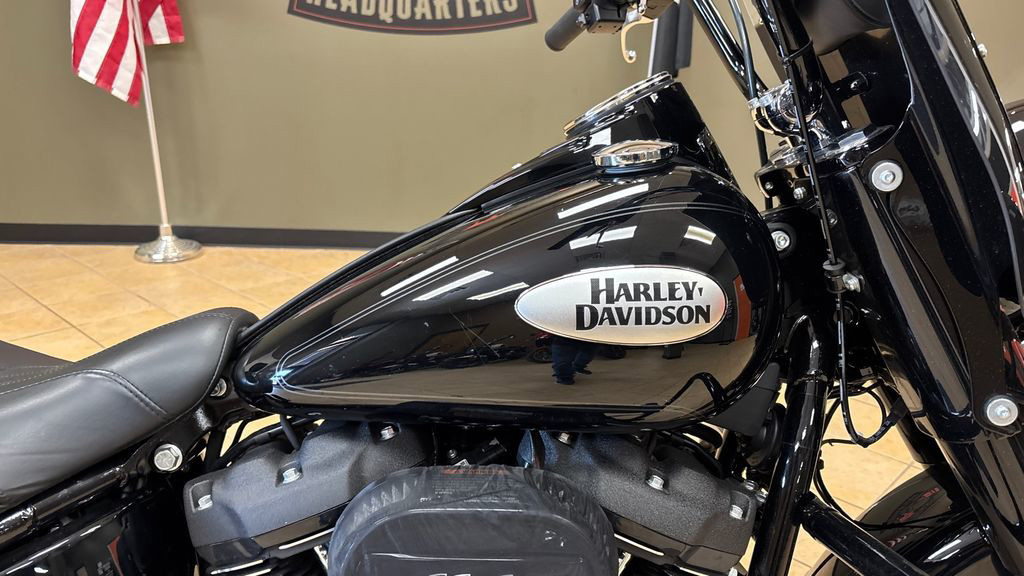 Heritage Classic 114