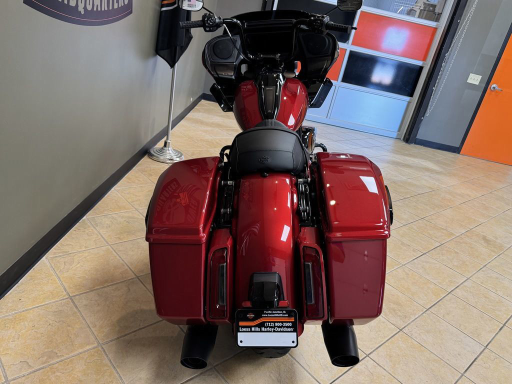 Road Glide®