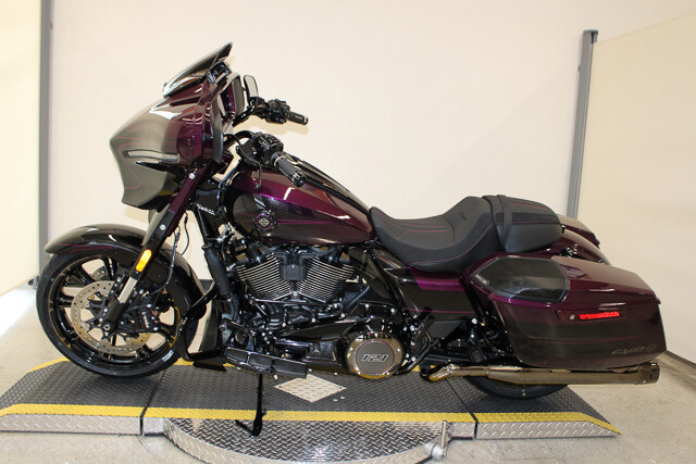 CVO® Street Glide®
