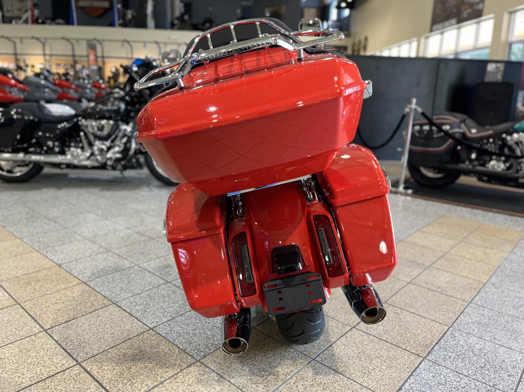 Road Glide®