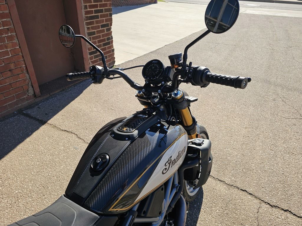 FTR 1200 R Carbon