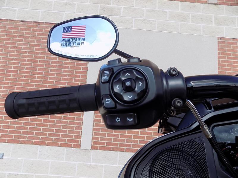 Road Glide®