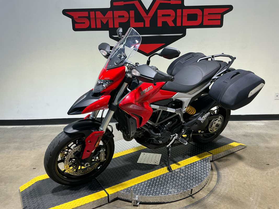Hyperstrada