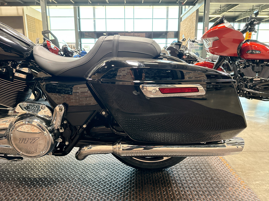 Road Glide®