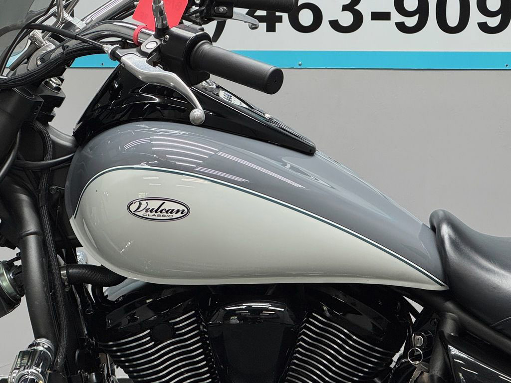 Vulcan 900 Classic