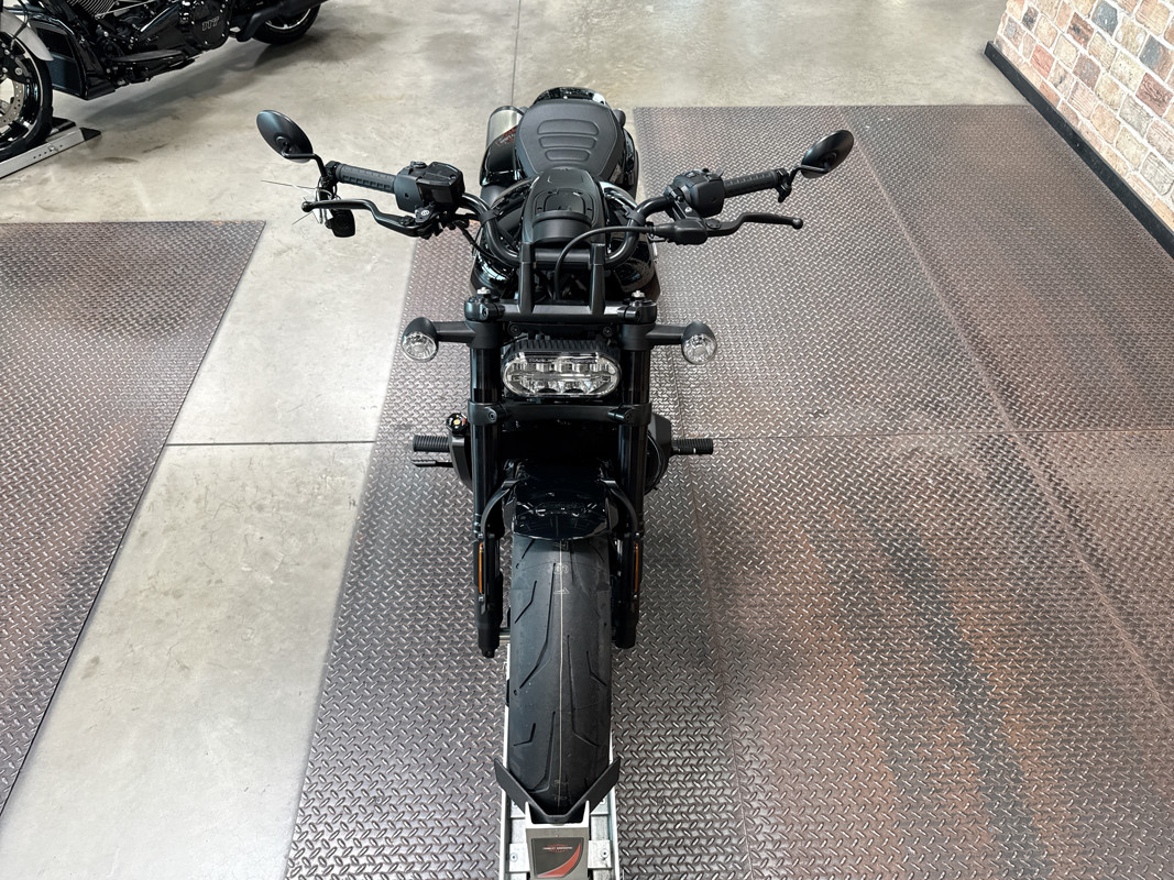 Sportster® S