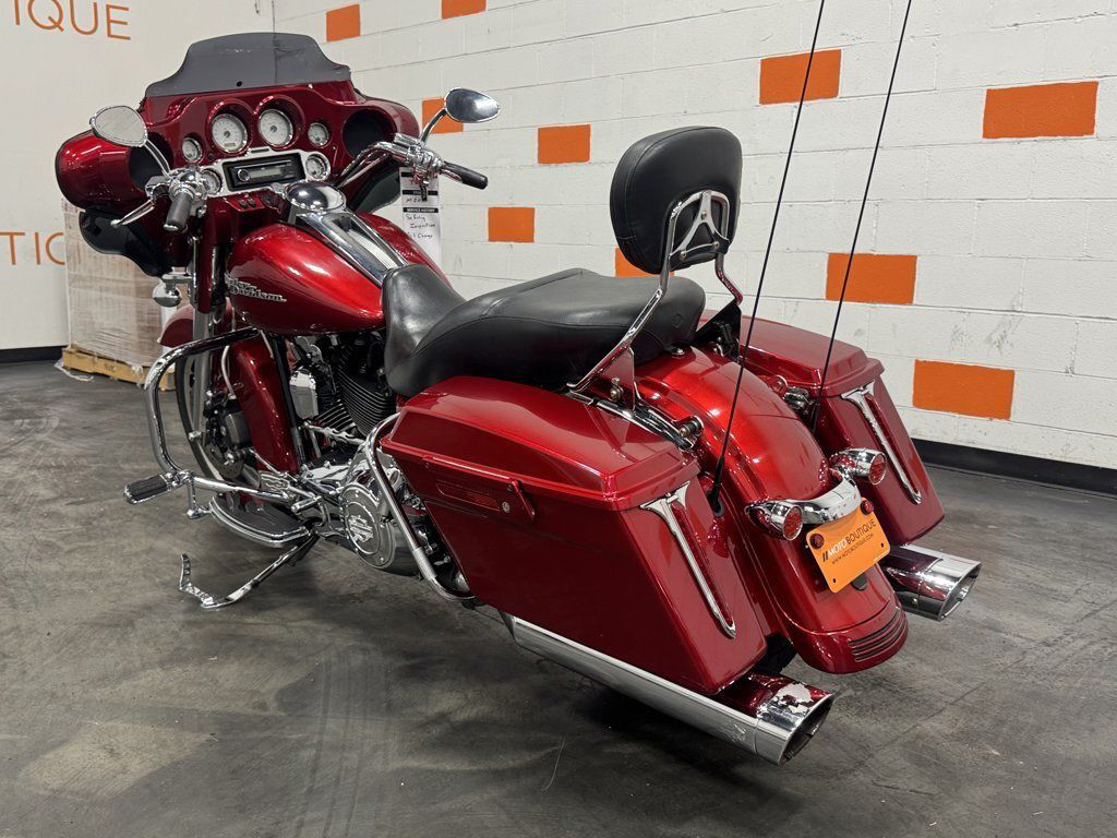 Street Glide®