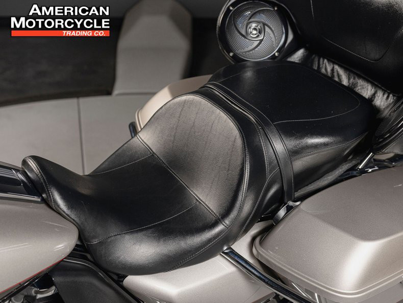 	Electra Glide® Ultra® Limited Low