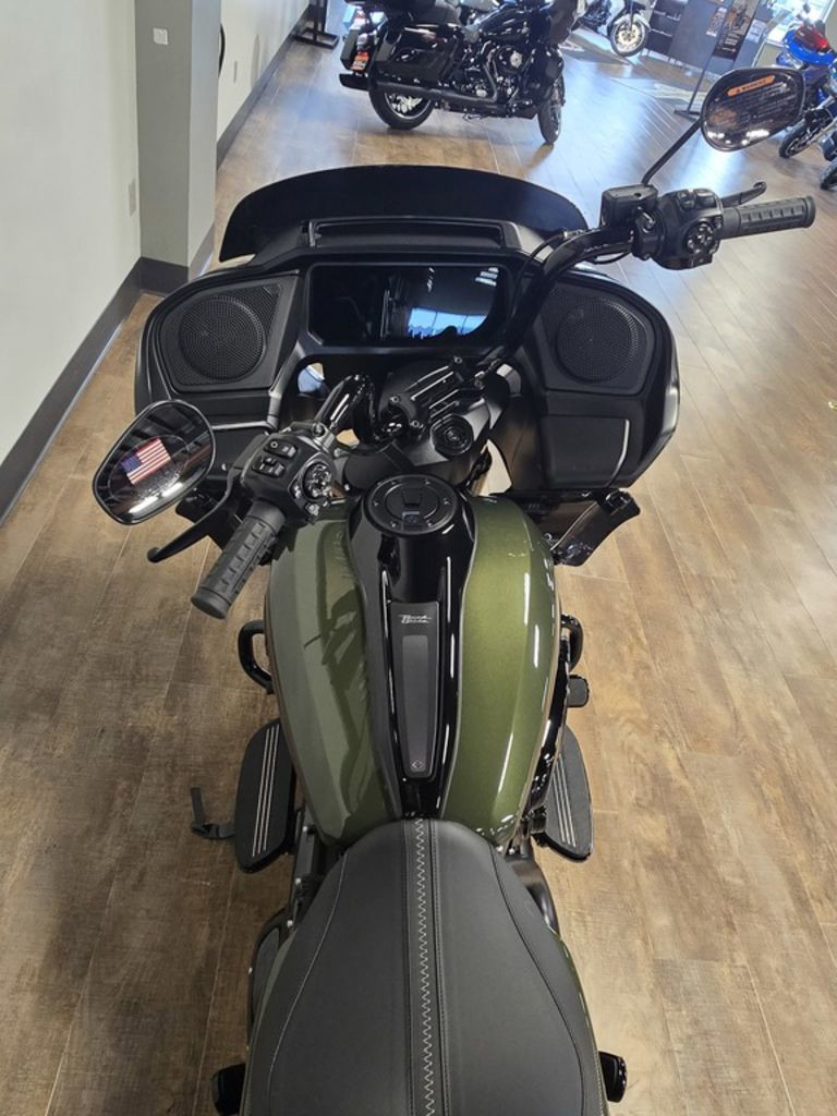 Road Glide®