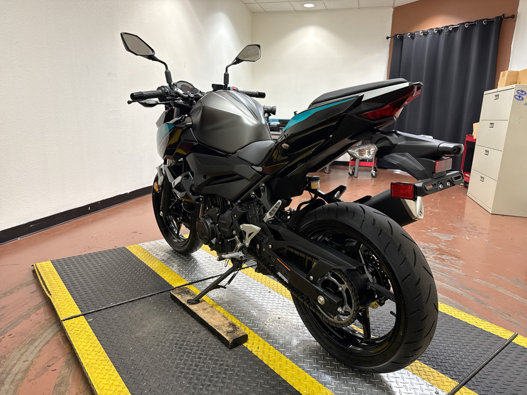 Z400 ABS