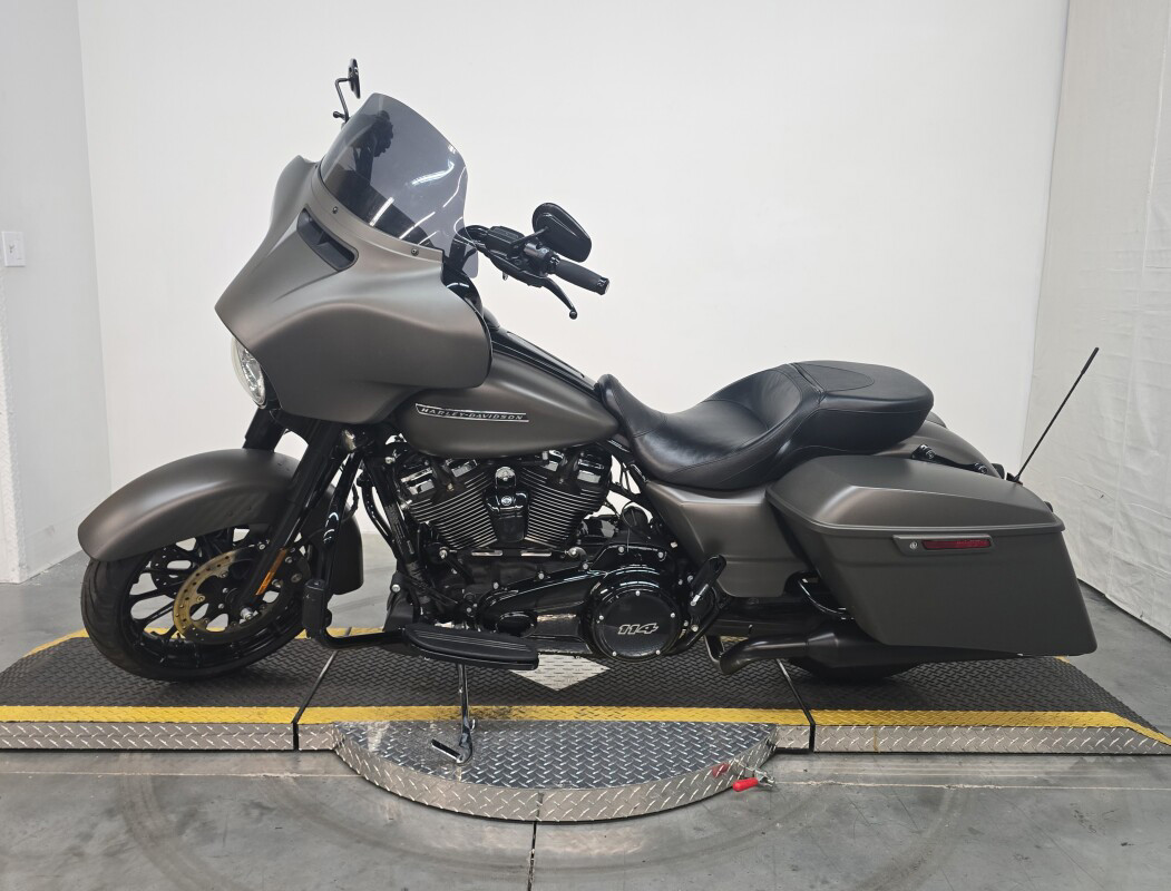 Street Glide® Special