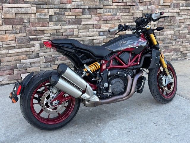 FTR R Carbon