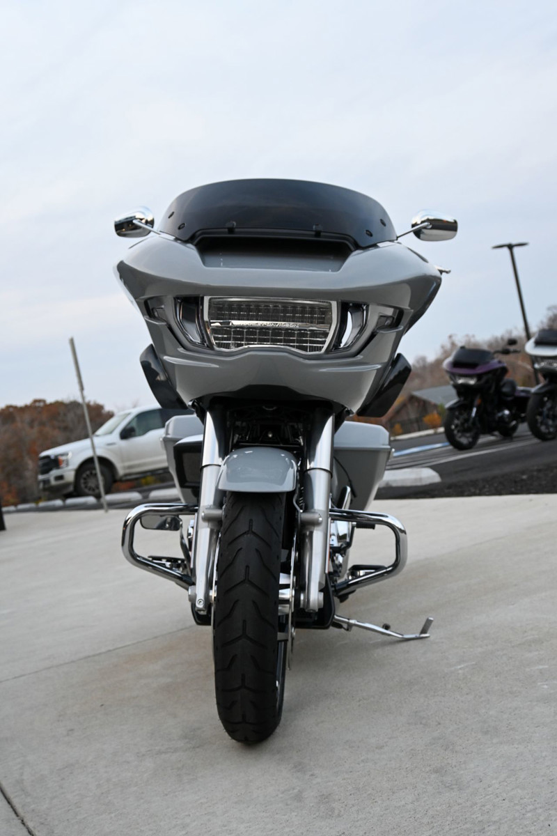 Road Glide®