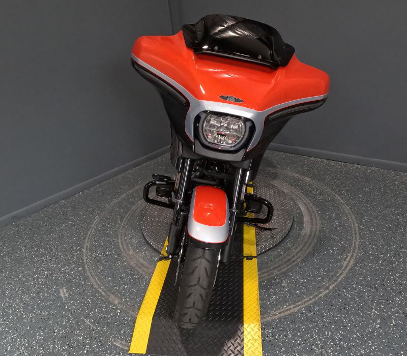 CVO® Street Glide®