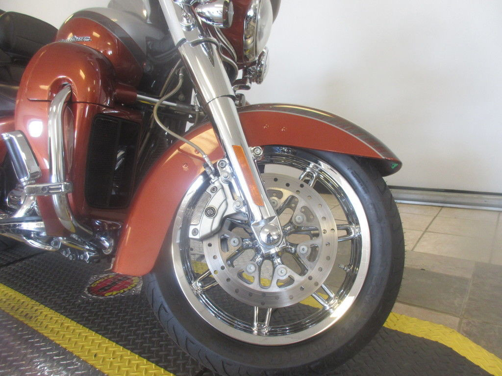 CVO® Electra Glide® Ultra Limited