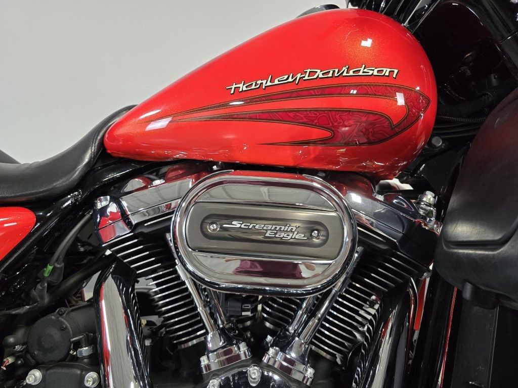Street Glide® Special