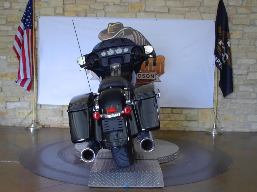 Street Glide®