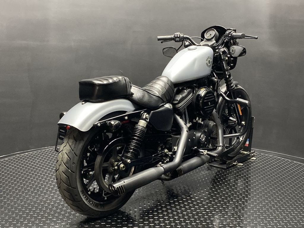 Iron 883®