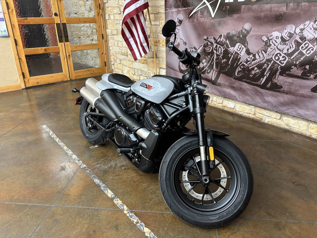 Sportster® S