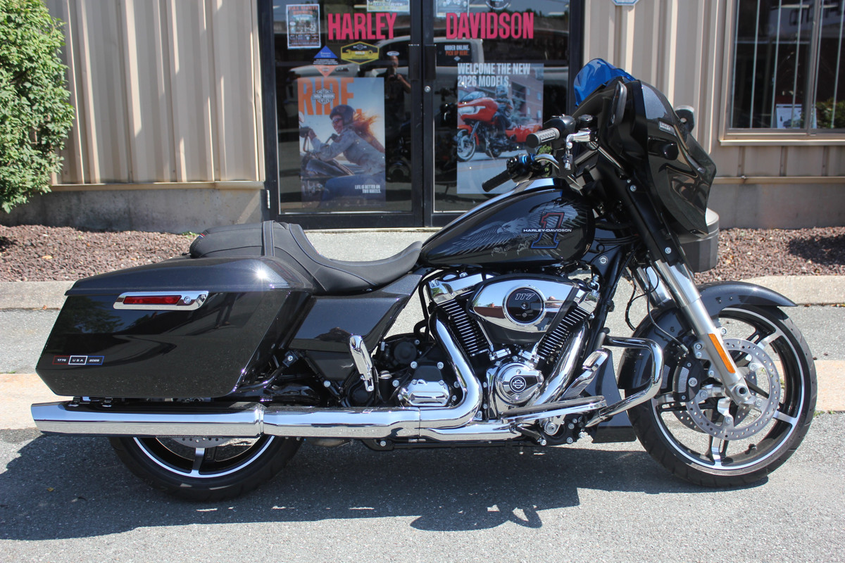 Street Glide®
