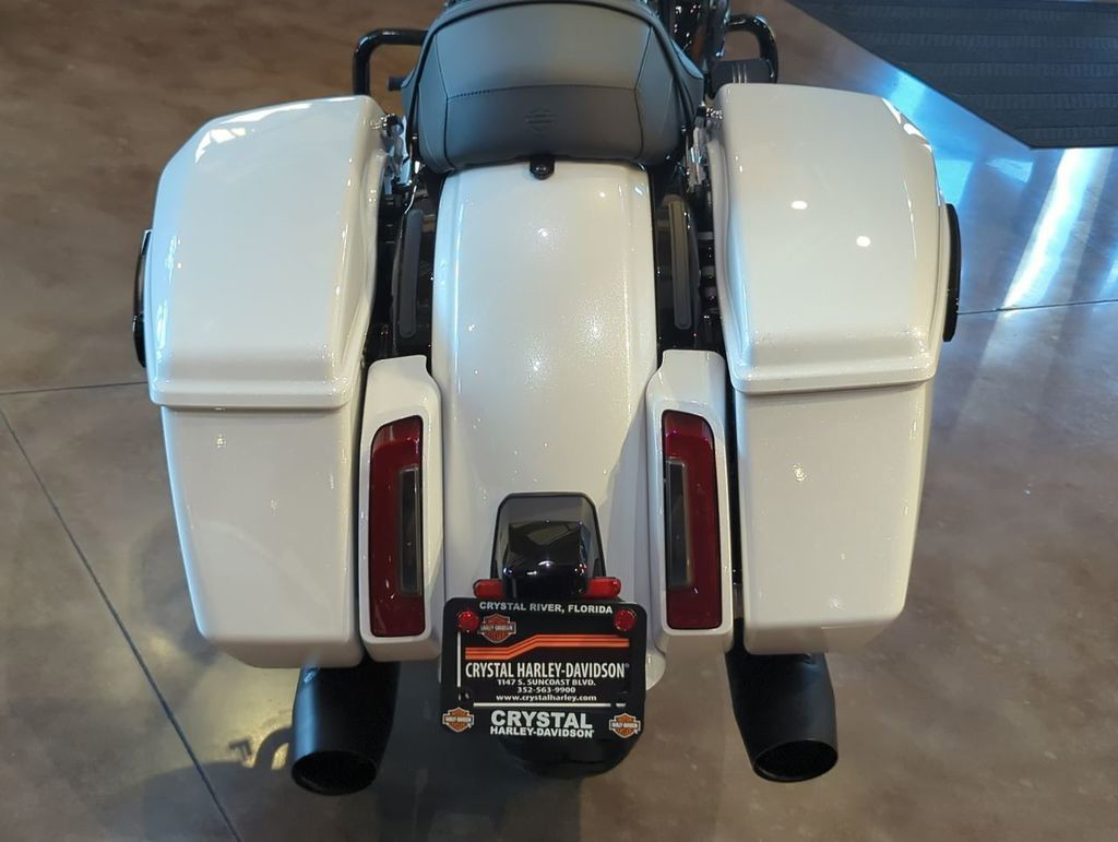Road Glide®