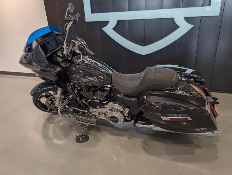 Road Glide®