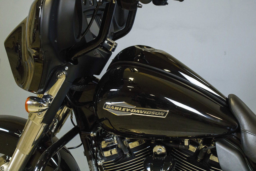 Street Glide®