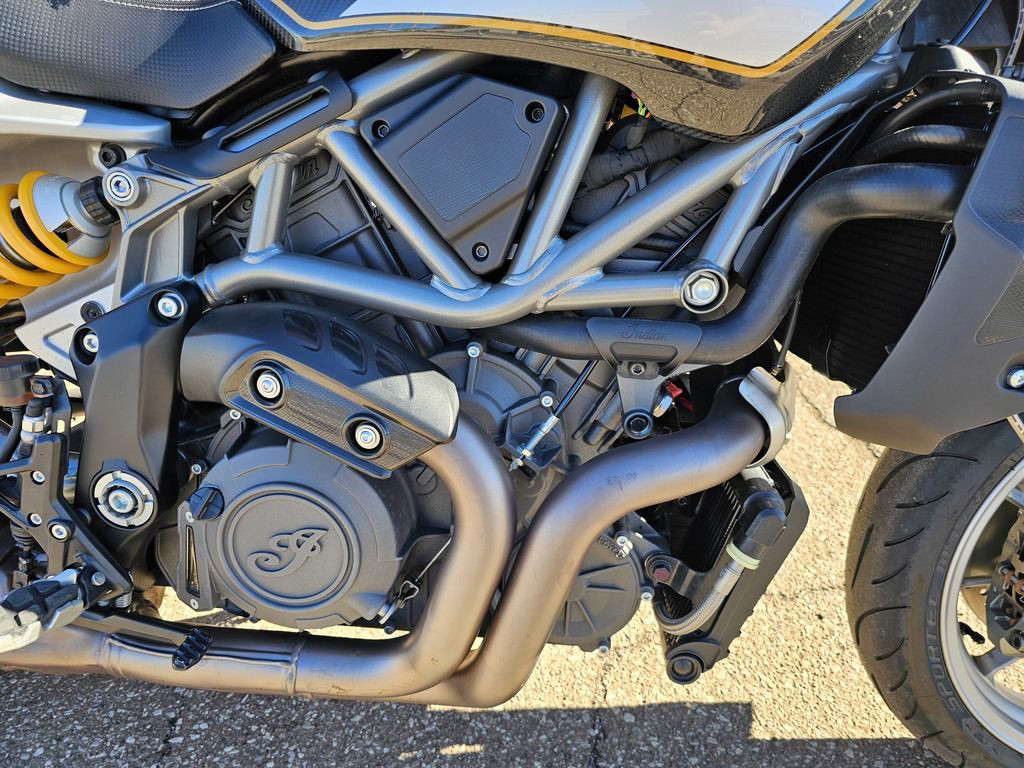 FTR 1200 R Carbon