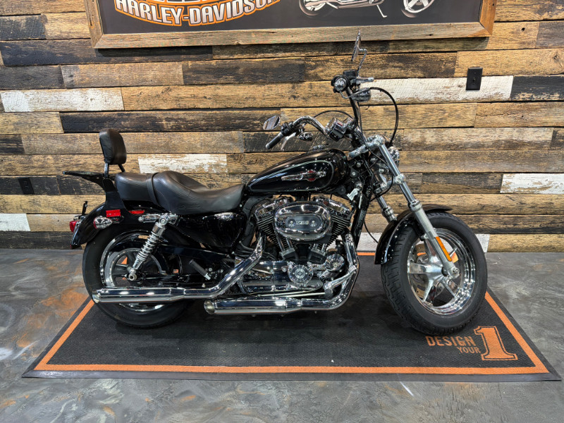 Sportster® 1200 Custom - H-D1 Factory Custom