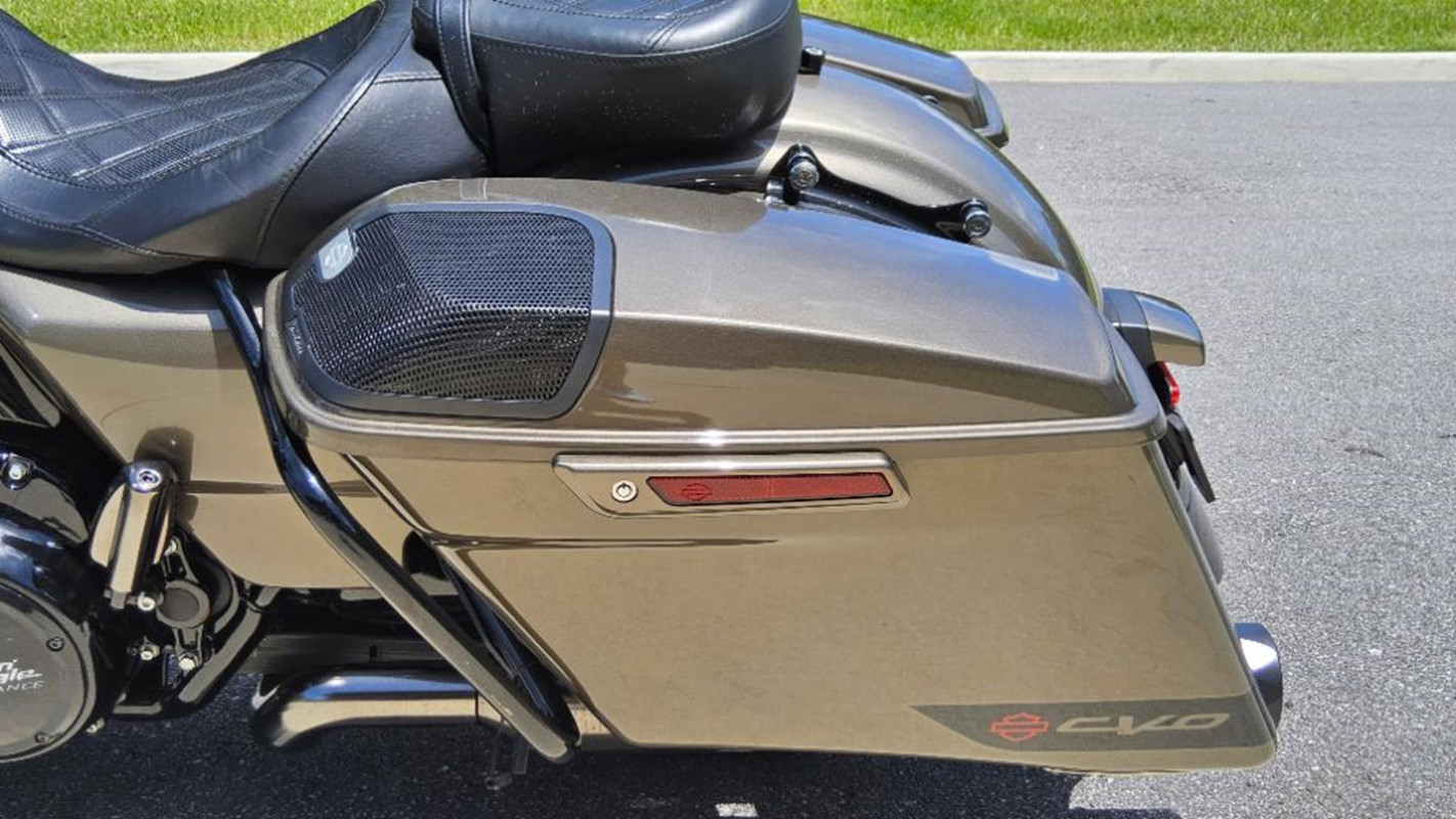 CVO® Road Glide®