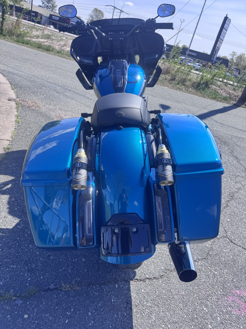 Road Glide®