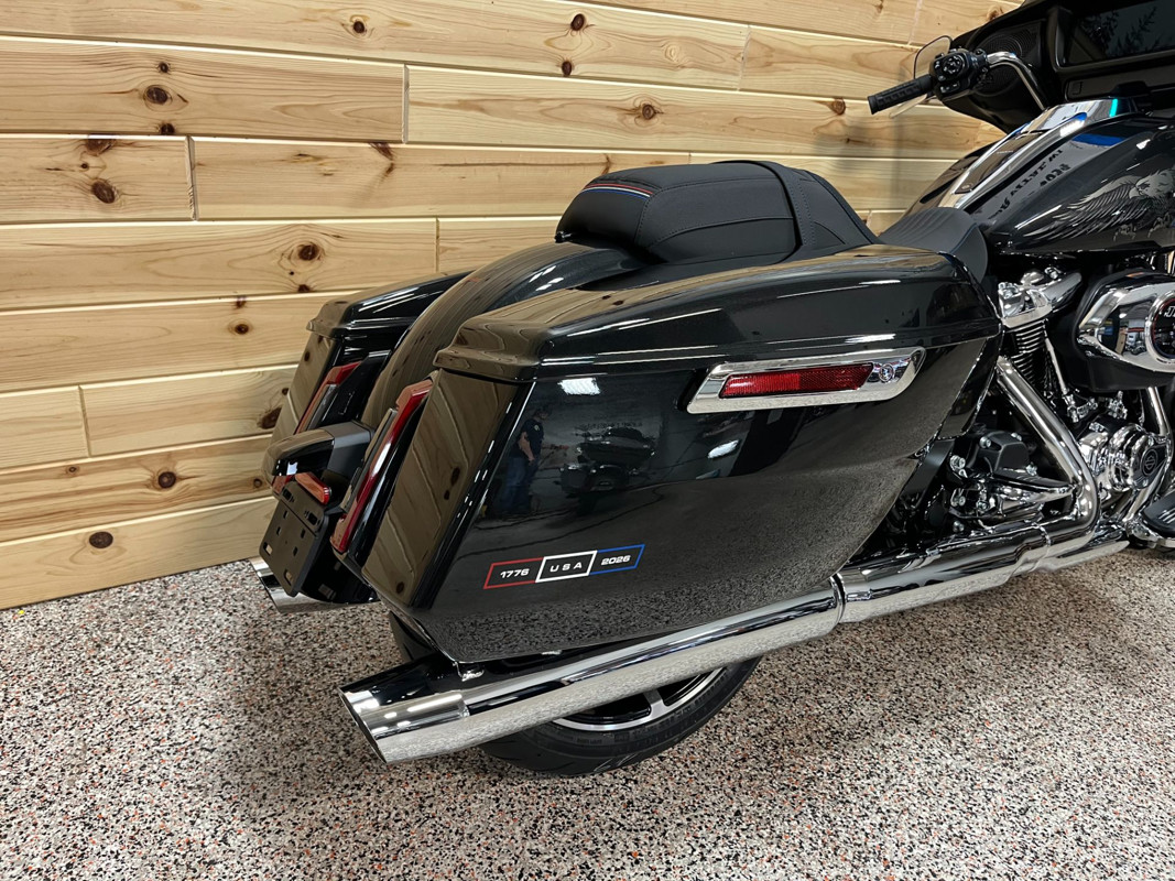 Street Glide®