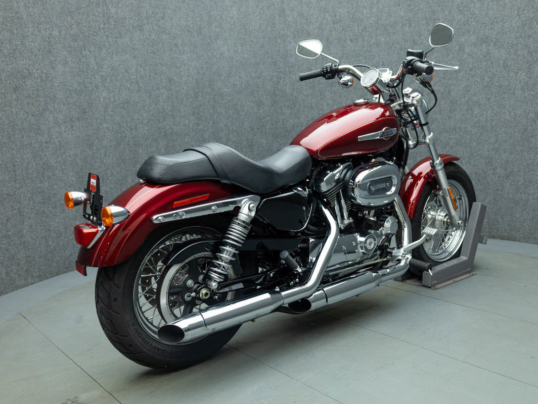 Sportster® 1200 Custom
