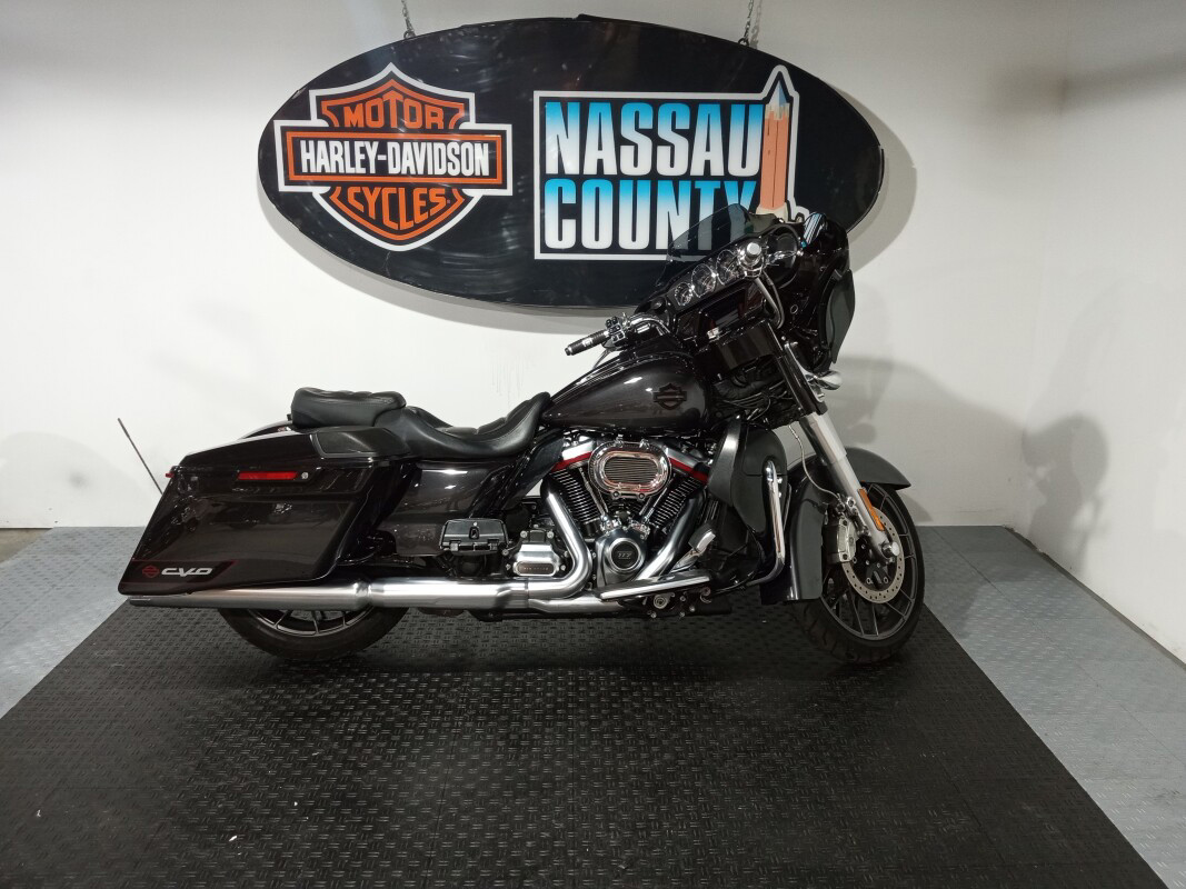 CVO® Street Glide®